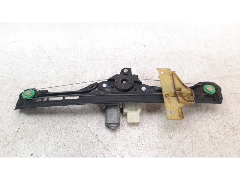 Recambio de elevalunas trasero derecho para citroen c4 picasso origins referencia OEM IAM 9816272680 106075617 
