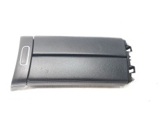 Recambio de apoyabrazos central para mercedes-benz cla (c118) cla 200 4-matic (118.388) referencia OEM IAM 1776806603  
