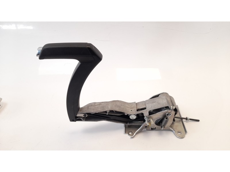 Recambio de palanca freno para renault megane iv berlina 5p 1.5 dci diesel fap energy referencia OEM IAM 360108533R  