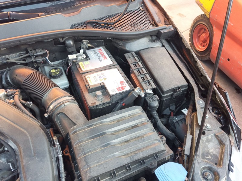 Recambio de centralita motor uce para seat leon st (5f8) 1.5 tsi referencia OEM IAM   