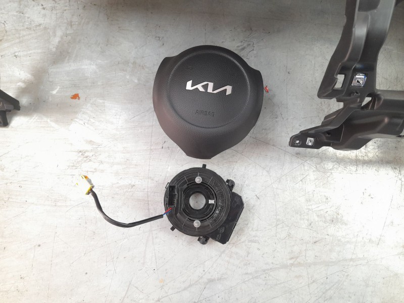 Recambio de kit airbag para kia stonic (ybcuv) drive referencia OEM IAM 56900H8000WK  