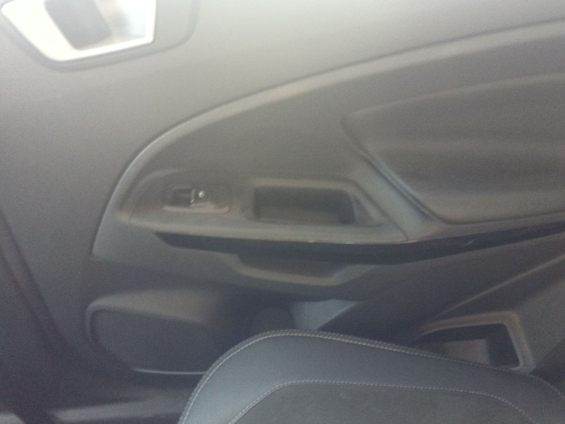 Recambio de mando elevalunas trasero derecho para ford ecosport 1.0 ecoboost referencia OEM IAM   