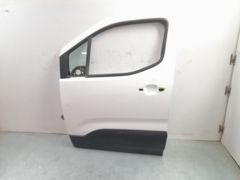 Recambio de puerta delantera izquierda para peugeot rifter 1.5 bluehdi 100 referencia OEM IAM 9822914380  