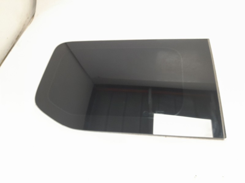 Recambio de luna puerta lateral izquierdo para peugeot rifter 1.5 bluehdi 100 referencia OEM IAM 43R000015  