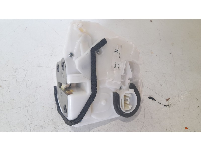 Recambio de cerradura puerta trasera derecha para mazda cx-3 100 aniversario referencia OEM IAM D10E72310  