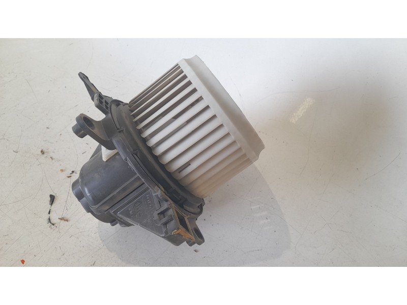 Recambio de ventilador calefaccion para peugeot rifter 1.5 bluehdi 100 referencia OEM IAM 9849717080  VHF380007CP