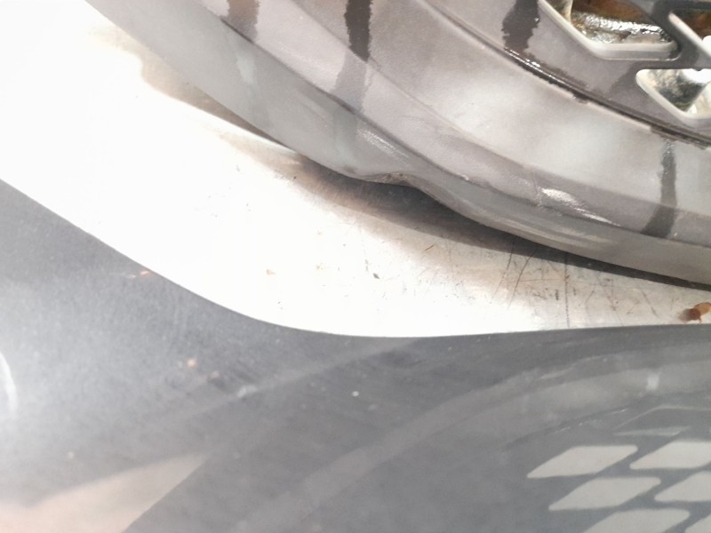 Recambio de morro completo para toyota c-hr hybrid active referencia OEM IAM 52119F4901  