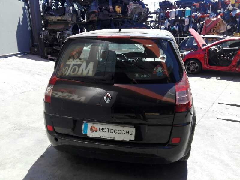 renault scenic ii del año 2004