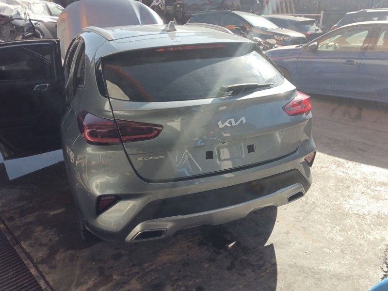 Recambio de porton trasero para kia xceed (cd) 1.0 t-gdi referencia OEM IAM   