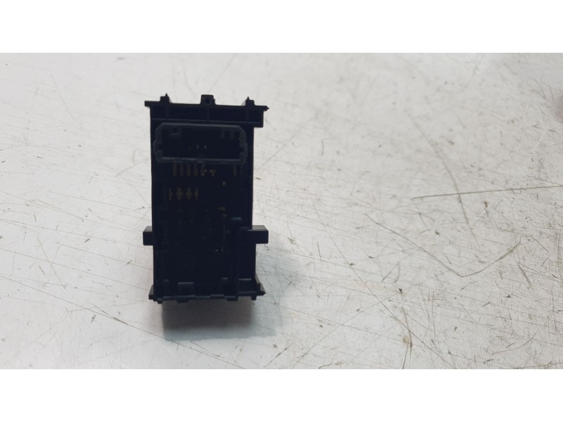Recambio de mando elevalunas trasero izquierdo para toyota c-hr hybrid active referencia OEM IAM 193170 84810F4030 