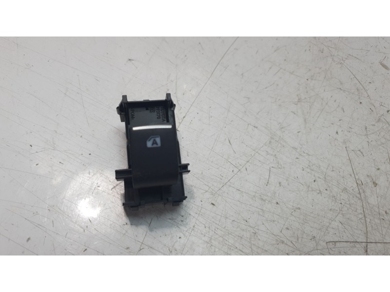 Recambio de mando elevalunas delantero derecho para toyota c-hr hybrid active referencia OEM IAM 193170 84810F4030 