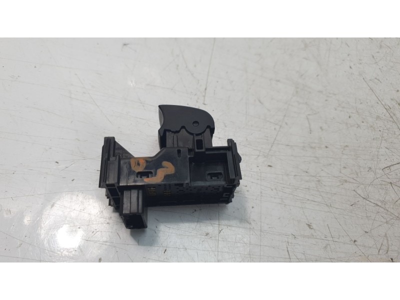 Recambio de mando elevalunas trasero derecho para toyota c-hr hybrid active referencia OEM IAM 193170 84810F4030 