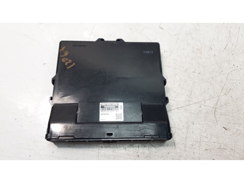 Recambio de modulo electronico para toyota c-hr hybrid active referencia OEM IAM 89981F4040  