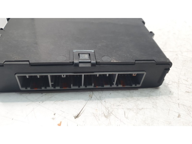 Recambio de modulo electronico para toyota c-hr hybrid active referencia OEM IAM 89981F4040  