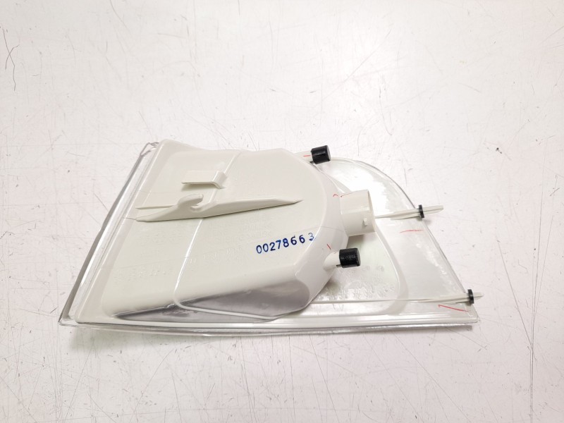 Recambio de piloto delantero derecho para volvo s40 berlina referencia OEM IAM 30621832 103F24031230 VV0294113