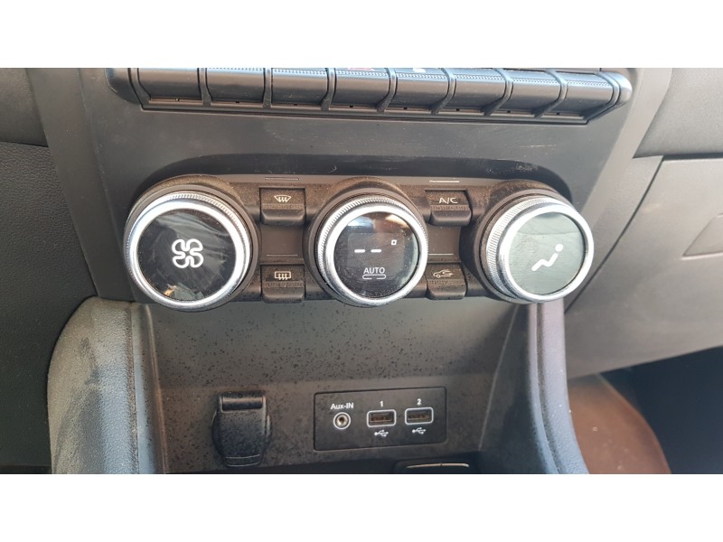 Recambio de mando climatizador para renault captur ii 1.0 tce referencia OEM IAM 275100936R  