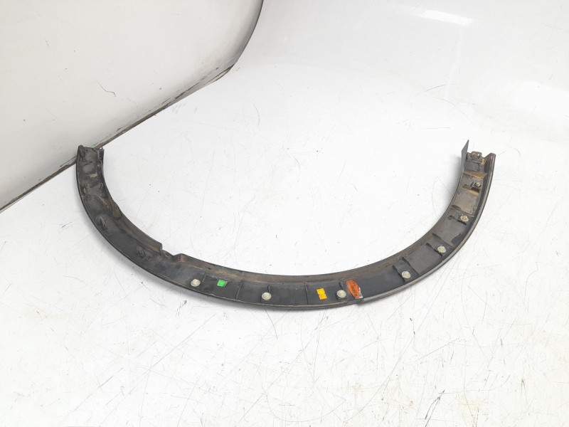 Recambio de aletin trasero derecho para toyota c-hr hybrid active referencia OEM IAM 75605F4010  