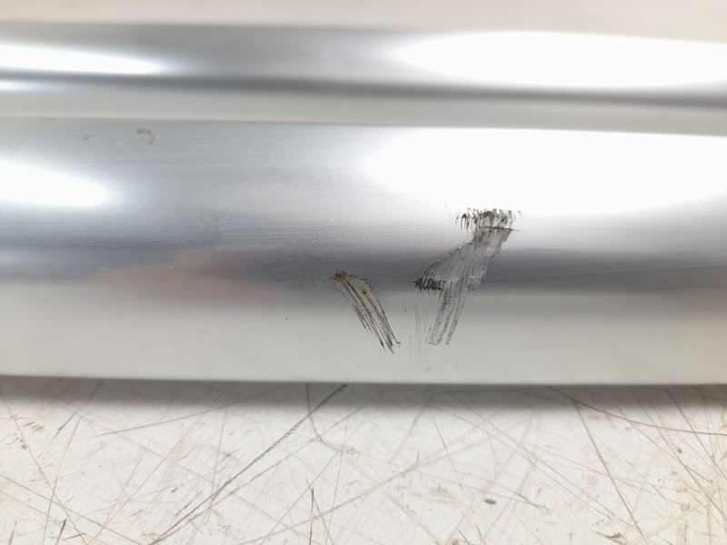 Recambio de barras techo para volkswagen touran (5t1) edition bmt referencia OEM IAM 5TA860044JUBN  