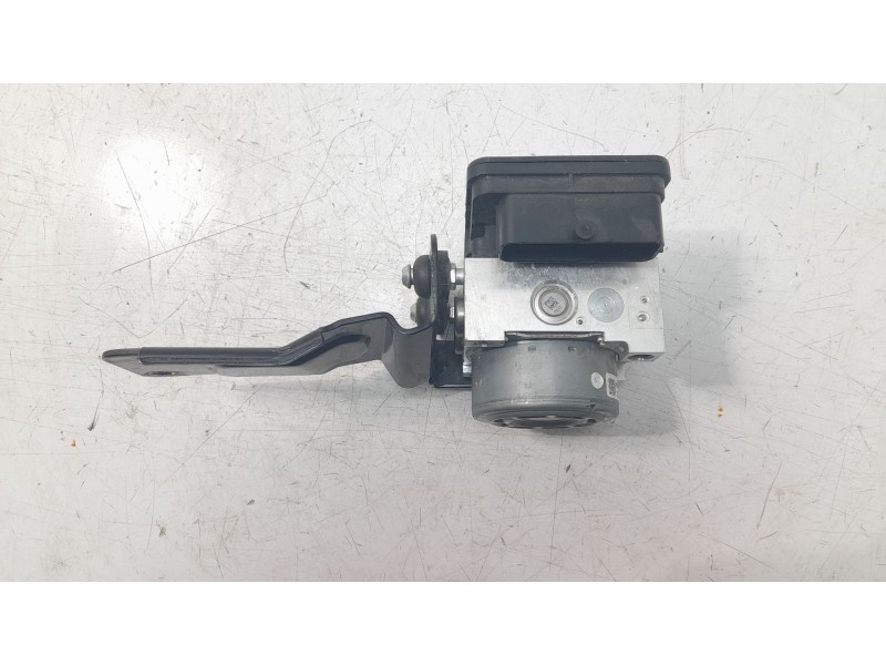Recambio de abs para hyundai kona pure referencia OEM IAM 58910J9000  