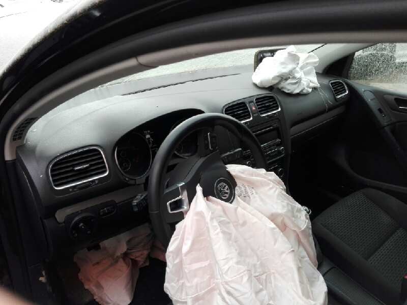 volkswagen golf vi (5k1) del año 2012