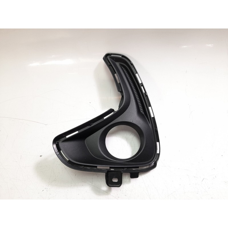 Recambio de rejilla paragolpes izquierda para toyota yaris (_p21_, _pa1_, _ph1_) 1.5 (mxpa11) referencia OEM IAM 521130D250  