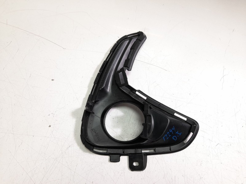 Recambio de rejilla paragolpes izquierda para toyota yaris (_p21_, _pa1_, _ph1_) 1.5 (mxpa11) referencia OEM IAM 521130D250  