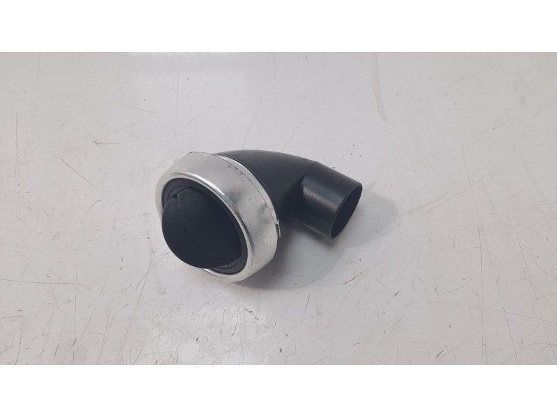 Recambio de rejilla aireadora para aixam uv/51/af0a s9 referencia OEM IAM 04203601  