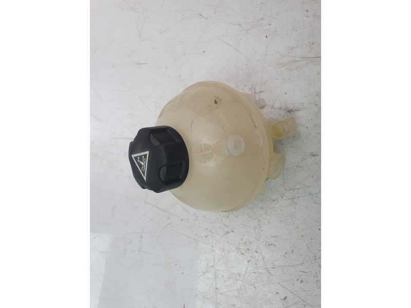 Recambio de deposito expansion para opel grandland x 120 aniversario referencia OEM IAM 9678126080  