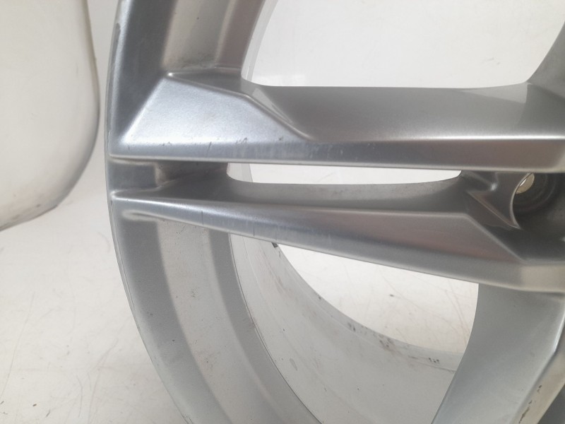 Recambio de llanta para audi a4 b9 (8w2, 8wc) 2.0 tdi referencia OEM IAM 8W0601025EC  