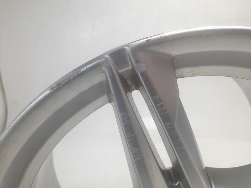 Recambio de llanta para audi a4 b9 (8w2, 8wc) 2.0 tdi referencia OEM IAM 8W0601025EC  