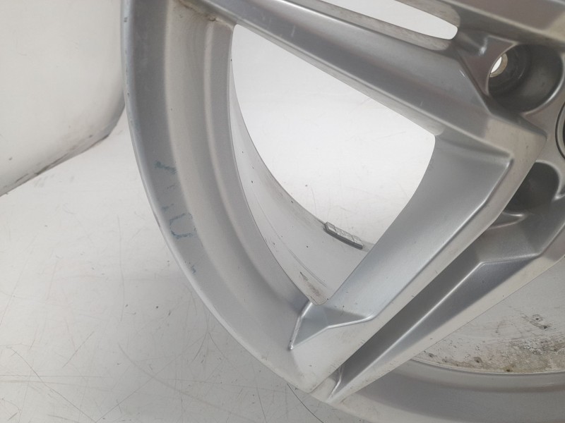 Recambio de llanta para audi a4 b9 (8w2, 8wc) 2.0 tdi referencia OEM IAM 8W0601025EC  