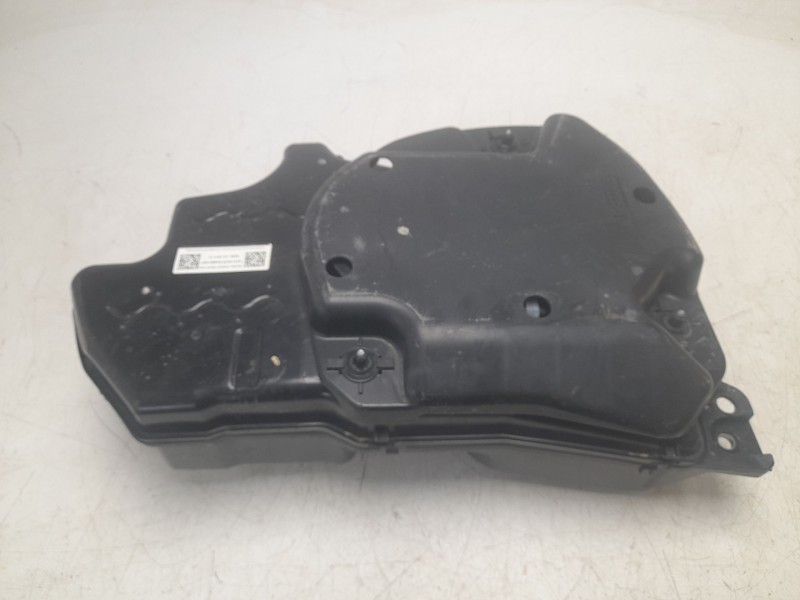 Recambio de deposito adblue para volkswagen touran (5t1) edition bmt referencia OEM IAM 5QA131877H  