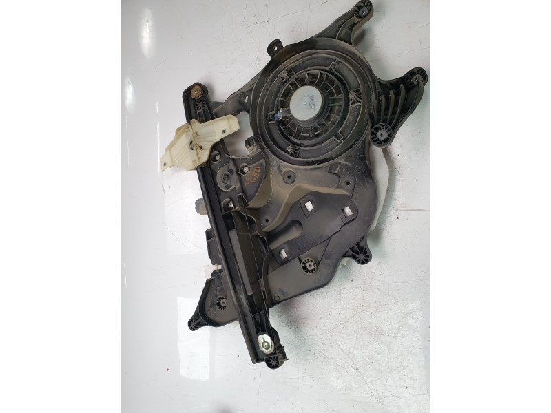 Recambio de elevalunas delantero izquierdo para peugeot rifter 1.5 bluehdi 100 referencia OEM IAM 9817212180  