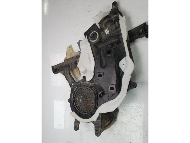 Recambio de elevalunas delantero izquierdo para peugeot rifter 1.5 bluehdi 100 referencia OEM IAM 9817212180  