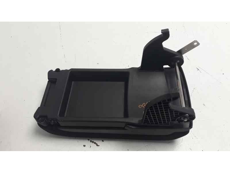 Recambio de apoyabrazos central para honda civic lim.4 (fc) 1.5 vtec cat referencia OEM IAM 83405SMGE51ZA  