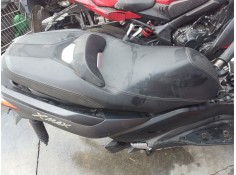 Recambio de asiento para yamaha x-max x-max 400 (sh11) referencia OEM IAM   