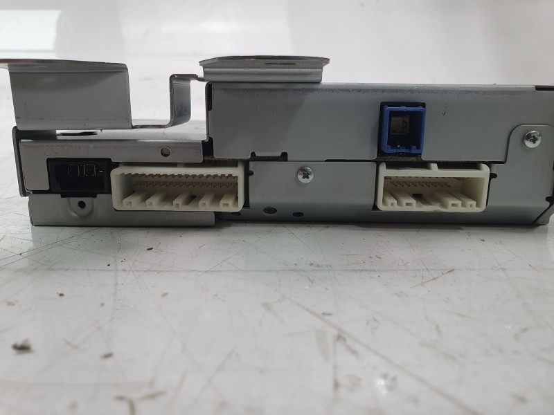 Recambio de sistema audio / radio cd para mazda cx-3 100 aniversario referencia OEM IAM DL8V66DRXA CQTM18E0JT 