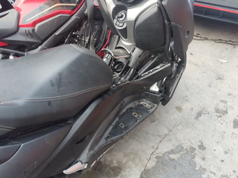 Recambio de deposito combustible para yamaha x-max x-max 400 (sh11) referencia OEM IAM   