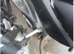 Recambio de estribo lateral para yamaha x-max x-max 400 (sh11) referencia OEM IAM    2