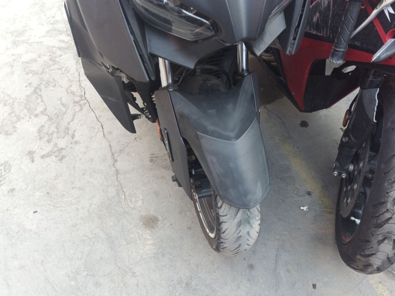 Recambio de guardabarros para yamaha x-max x-max 400 (sh11) referencia OEM IAM   