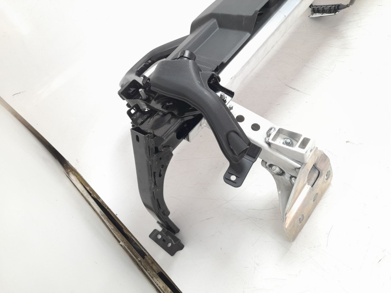 Recambio de barra antivuelco para mazda mx-5 iv (nd__) 2.0 (nd6e) referencia OEM IAM NA1P56H1XJ  