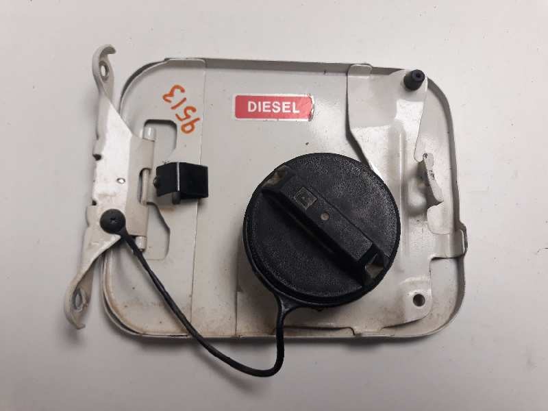 Recambio de tapa exterior combustible para nissan terrano/terrano.ii (r20) 2.7 turbodiesel referencia OEM IAM 788300X000  