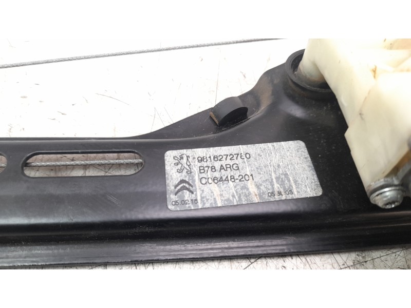 Recambio de elevalunas trasero izquierdo para citroen c4 picasso origins referencia OEM IAM 9816272780  