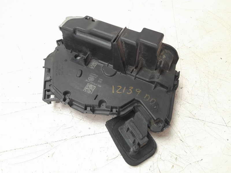 Recambio de cerradura puerta delantera derecha para seat leon sportstourer (kl8, kld) 2.0 tdi referencia OEM IAM 5TB837016E  