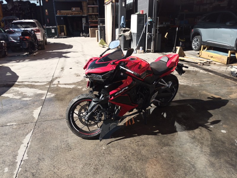 honda cbr (601cc - ) del año 2023