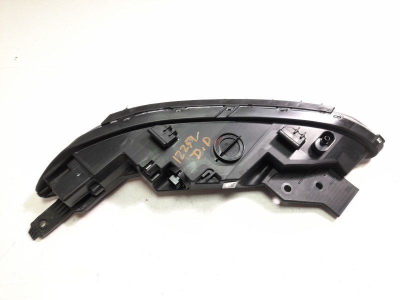 Recambio de piloto delantero derecho para hyundai kona (os, ose, osi) 1.6 gdi hybrid referencia OEM IAM 92208J9600  