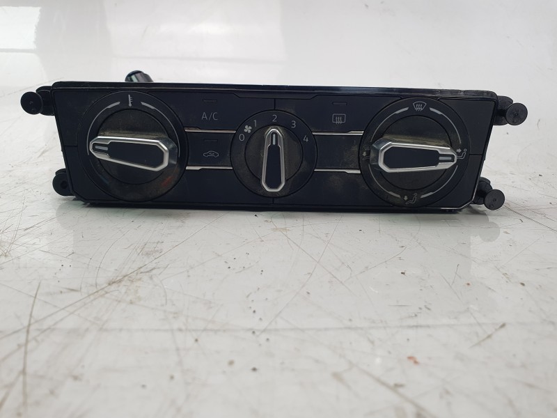 Recambio de mando calefaccion / aire acondicionado para volkswagen polo vi (ae1) basis referencia OEM IAM 2G1820045T  