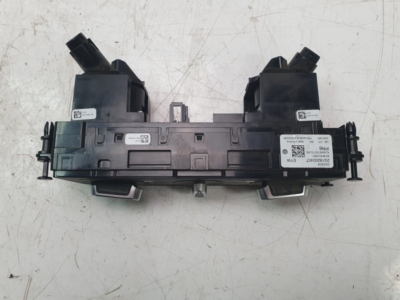 Recambio de mando calefaccion / aire acondicionado para volkswagen polo vi (ae1) basis referencia OEM IAM 2G1820045T  