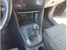 Recambio de pomo palanca cambio para mg zs suv (azs1) 1.5 vti referencia OEM IAM 10798551   2