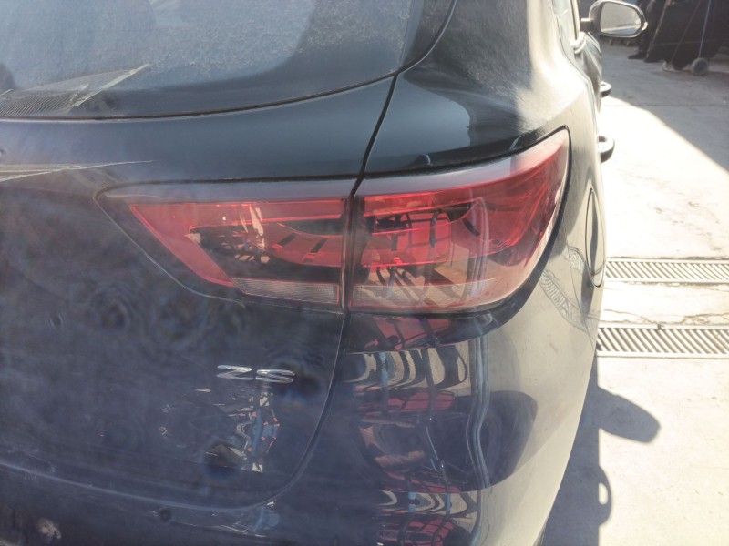 Recambio de piloto trasero derecho para mg mg zs suv (azs1) 1.5 vti referencia OEM IAM   